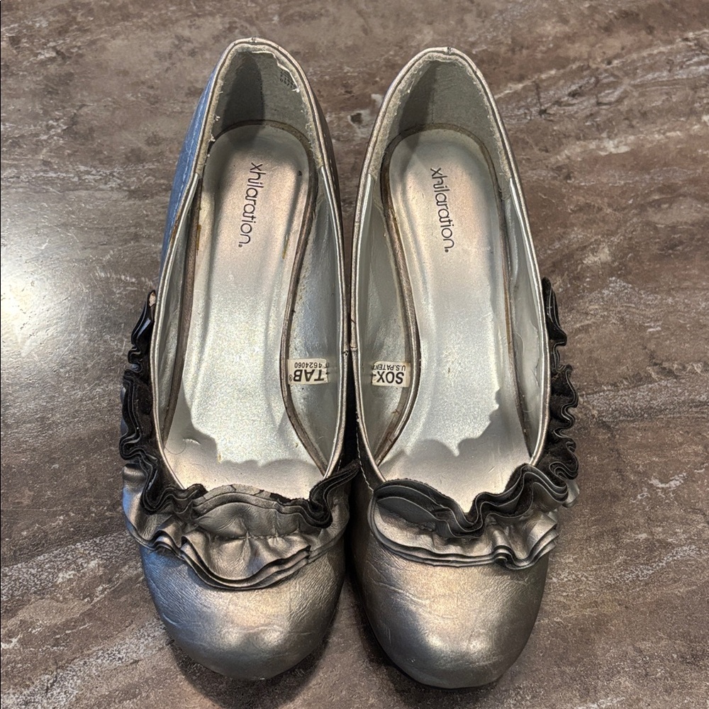 Xhilaration Metallic Heels with Ruffle Accent
